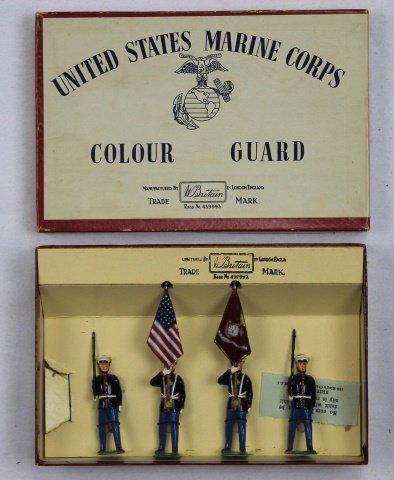Britains Set #2101 USMC Color Guard (1 of 1)
