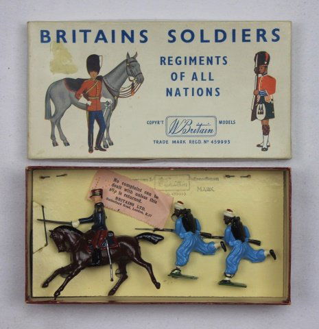 Britains Half Set #2138 French Zouaves (1 of 1)