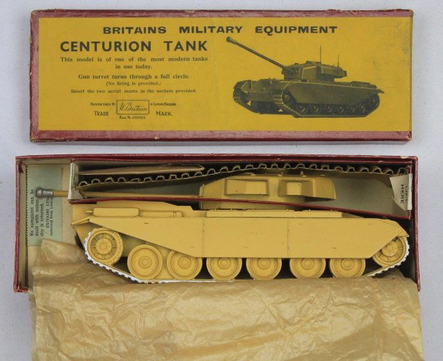 Britains Set #2154 Centurian Tank Desert Camo (1 of 1)