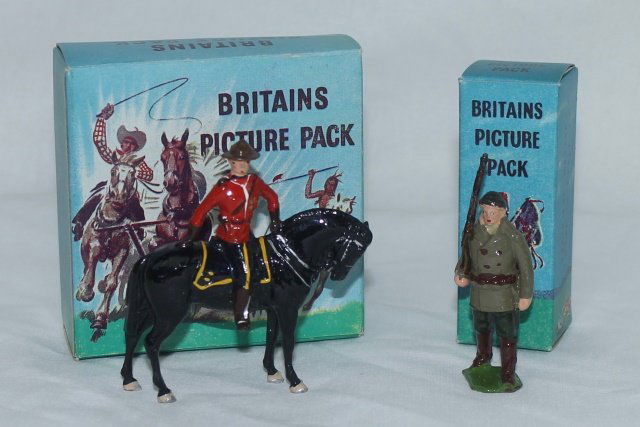 LOT Britains Picture Packs Royal Canadian Police (1 of 1)