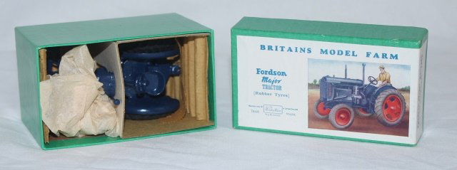 Britains Farm Set #128F Fordson Tractor (1 of 1)