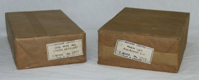 LOT Britains Factory Packs #1717 #2057 Guns: Includes a 3-Pack of Light Anti-Aircraft Gun #1717 and a 3-Pack of ACW Union Cannons. Post War 1949-59. 6 pieces. Condition: mint-in-the box. Boxes mint still wrapped in factory paper.