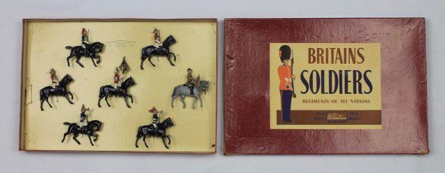 Britains Set #2067 Sovereign's Standard (1 of 2)