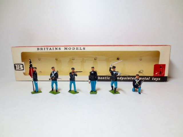 Britains Set #9187 Union Infantry (1 of 1)