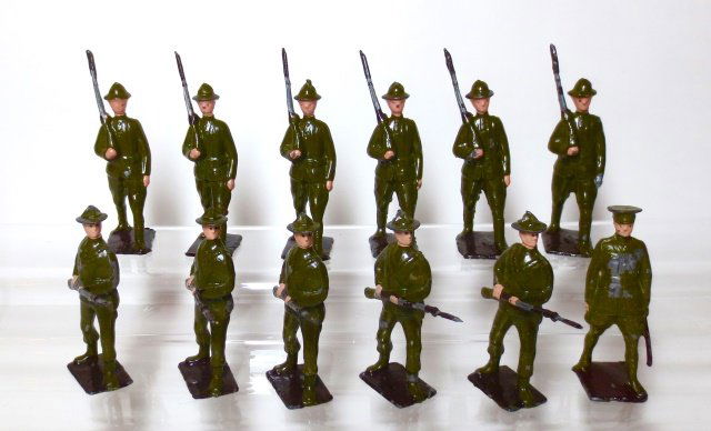 Britains U.S. Infantry WW1 Assortment (1 of 1)