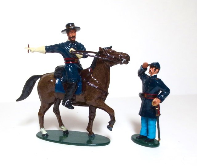 Ted Toys General Grant Giving Orders: 2 pieces. Very good condition. No box.