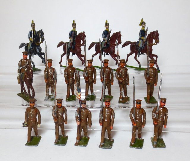 Heyde American Army Assortment: 17 pieces. Good condition. No box.