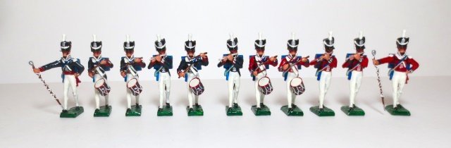 Maker Unknown War of 1812 Fife & Drum Corps: 11 pieces. Very good condition. No box.
