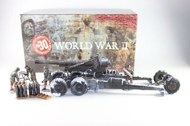 Figarti Miniatures A38039E WWII European Theatre: Long Horns of Red Bull Very Good Condition With Near Mint Box 10 pieces