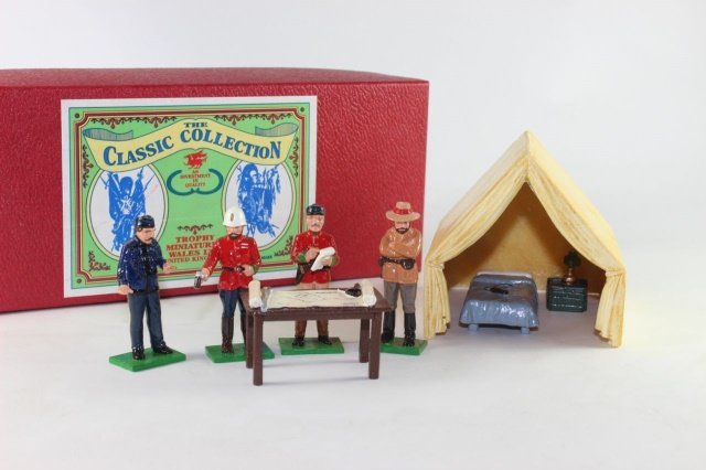 Trophy Miniatures TD1A Battle Strategy Zulu War (1 of 1)