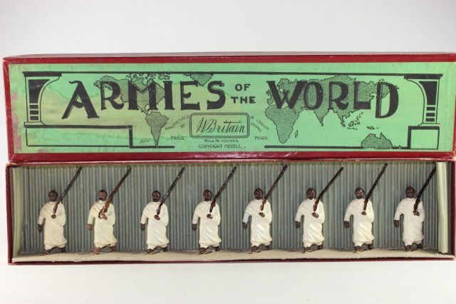 W Britain #1425 Abyssinian Tribesman (1 of 1)