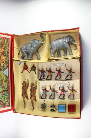 Timpo Toys Big Game Hunting (1 of 1)