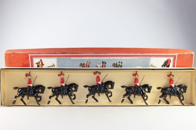 Johillco #402 Dragoon Guards: Cavalry Of The Line Excellent Condition with Very Good Box 5 pieces