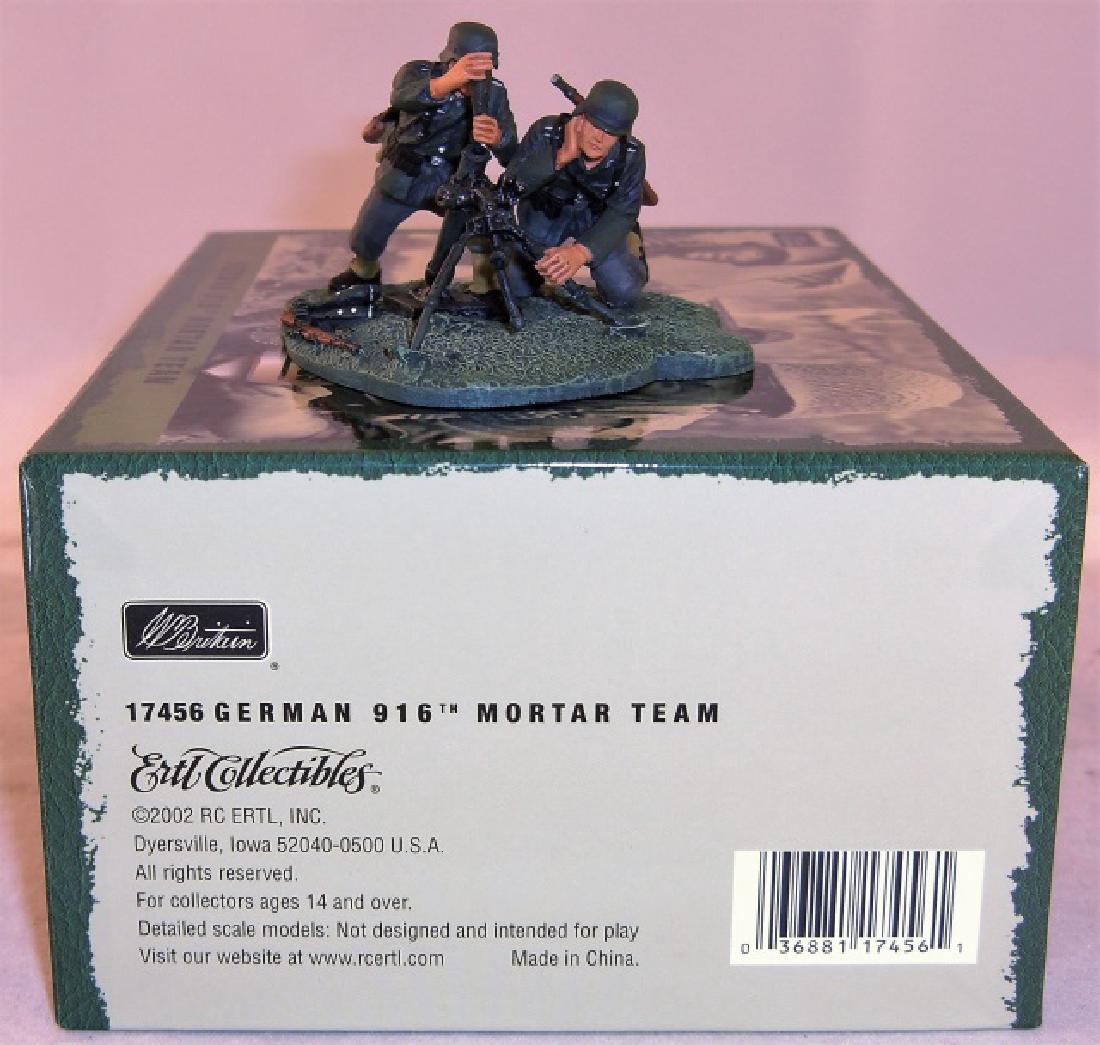Britains WWII German Mortar Team (1 of 1)