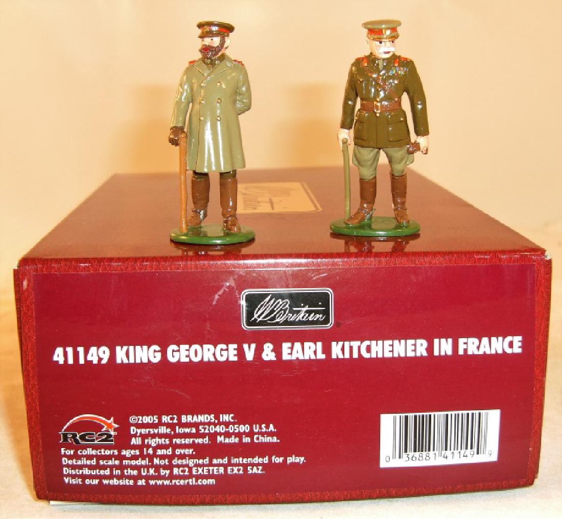 Britains King George & Earl Kitchener: #41149 in France; 2 pieces; excellent in excellent box