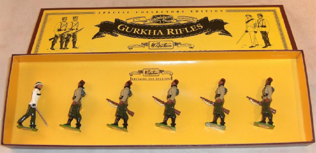 Britains Gurkha Rifles: #8841; 6 figures; excellent in excellent box