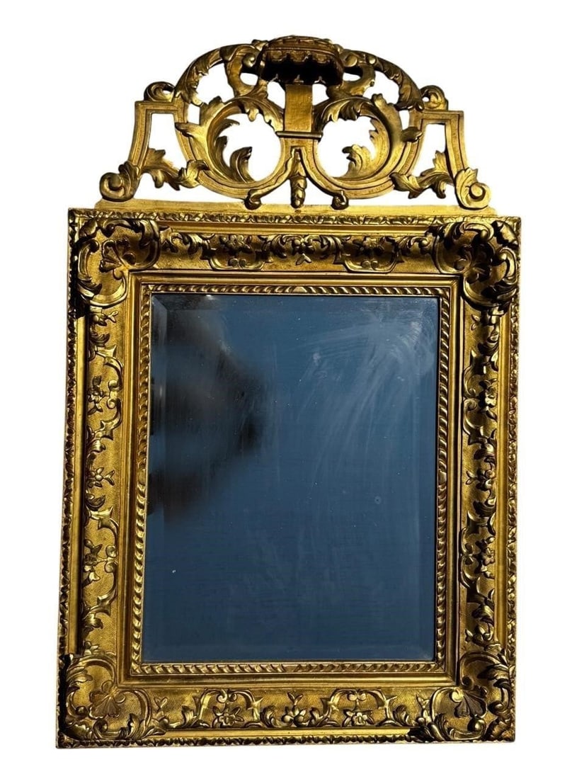 Fine 18th c. Water Gilt Régence Period Mirror (1 of 14)