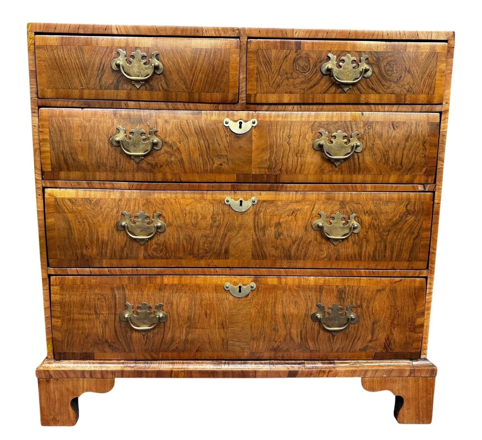 18th c. English George II Walnut Chest of drawers (1 of 19)