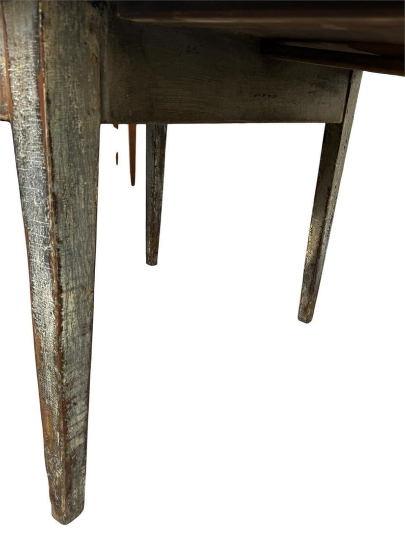 19th c. Swedish Painted Drop Leaf Dining Table - 8