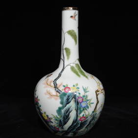 Chinese famille rose porcelain vase Qing dynasty Yongzheng Mark & Period (1 of 9)