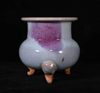 Chinese jun kiln porcelain incense burner Song dynasty: Size: Width 15.5 cm - Height 14 cm Materials: Porcelain Time Period: Song dynasty Manufactured Date: 10th-c Period Origin: China