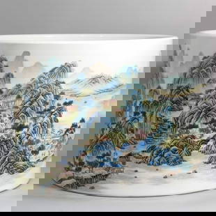 Chinese famille rose porcelain brushpot Qing dynasty Qianlong Mark & Period: Size: Height 27 cm - Width 19 cm Materials: Porcelain Time Period: Qing dynasty Manufactured Date: Qianlong Mark & Period Origin: China The Qianlong Emperor, also known by his temple name Emperor Gaoz