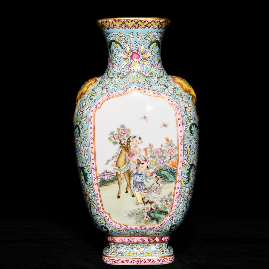 Chinese famille rose porcelain vase Qing dynasty Qianlong Mark & Period (1 of 9)