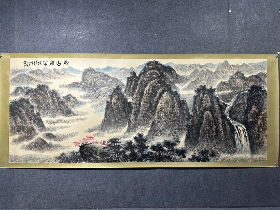 Chinese scroll painting Qing dynasty Fu Baoshi: Size: Height 400 cm - Width 106 cm Materials: Silk Time Period: Qing dynasty Manufactured by: Fu Baoshi Object: Chinese Antique A masterpiece hand-painted landscape painting by Fu Baoshi. Fu Baoshi, w