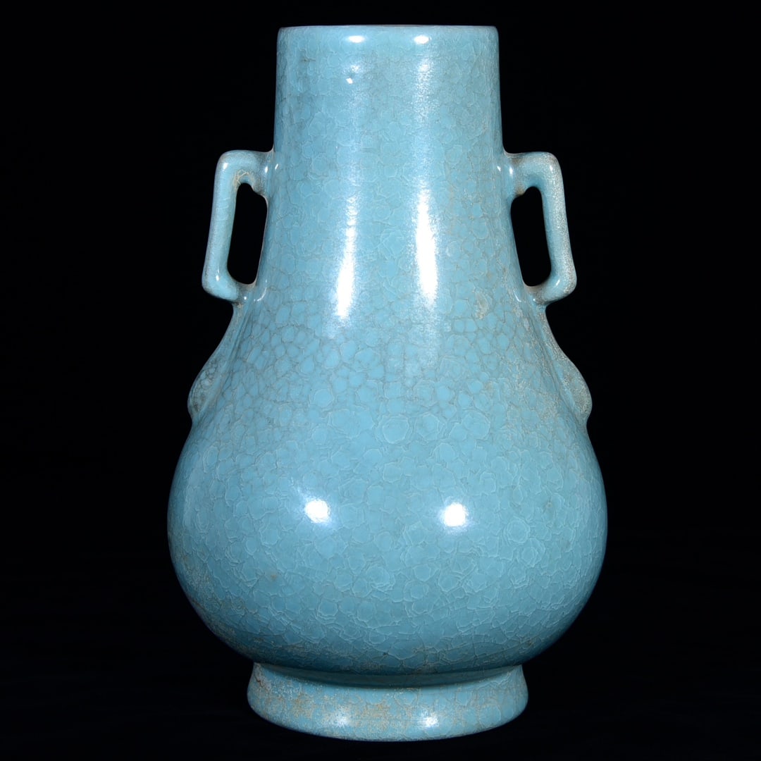 Chinese ru kiln porcelain vase Song dynasty: Size: Height 27.5 cm - Width 17 cm Materials: Porcelain Time Period: Song dynasty Manufactured Date: 10th-c Object: Chinese Antique ⛨ Purchase With Confidence ✔ Verified Auction Hou