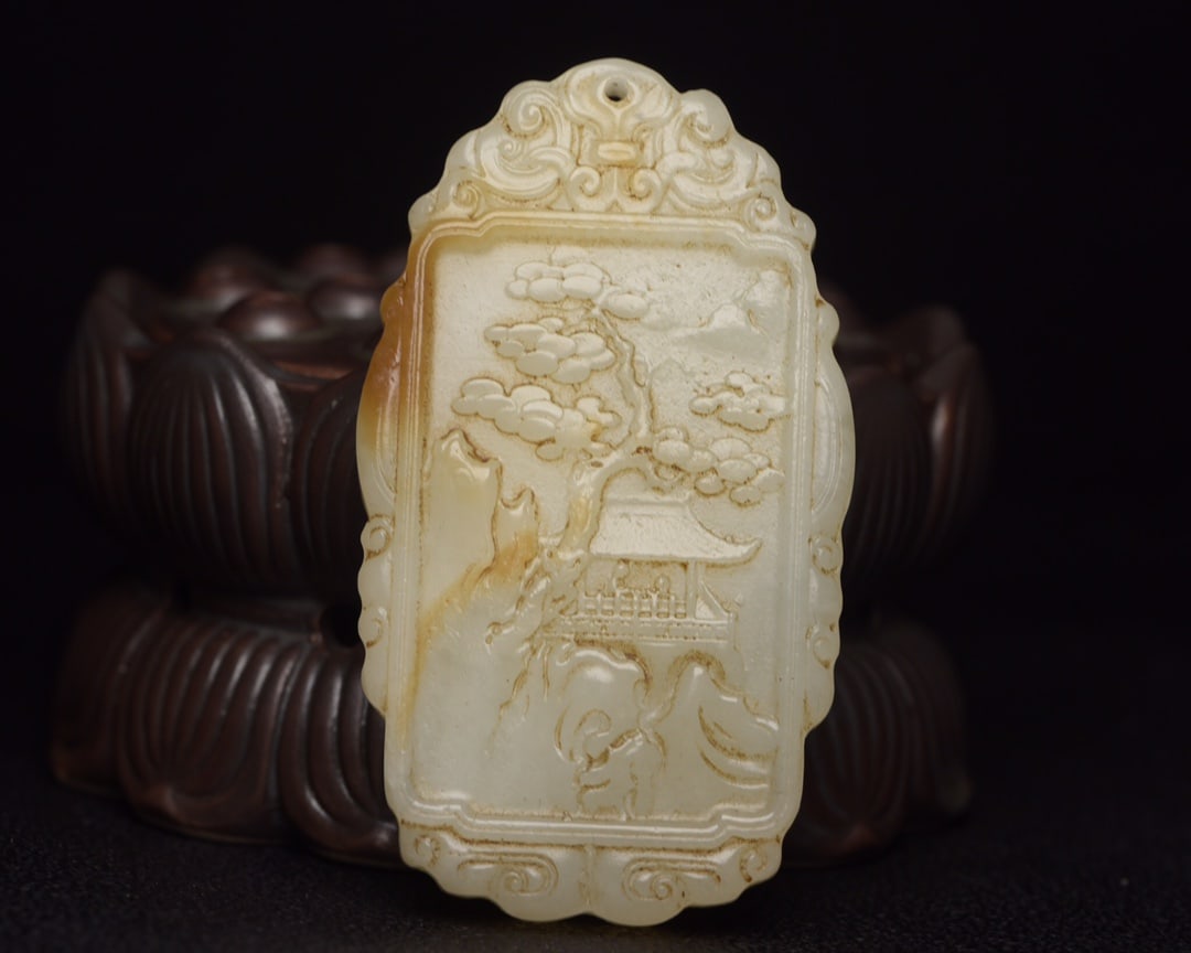 Chinese natural jade carved ornaments Qing dynasty: Size: Height 6.9 cm - Width 4.0 cm Materials: Natural Jade Time Period: Qing dynasty Manufactured Date: Qianlong Period Object: Chinese Antique ⛨ Purchase With Confidence ✔ Verified