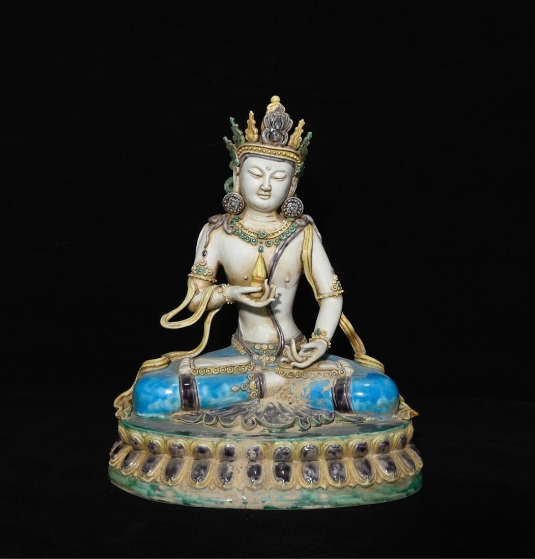 Chinese Painted Tibetan Buddha statue from the Ming Dynasty: Size: Height 36 cm - Width 29 cm Materials: Porcelain Time Period: Ming dynasty Manufactured Date: 14th-c Period Object: Chinese Antique ⛨ Purchase With Confidence ✔ Verified Auctio