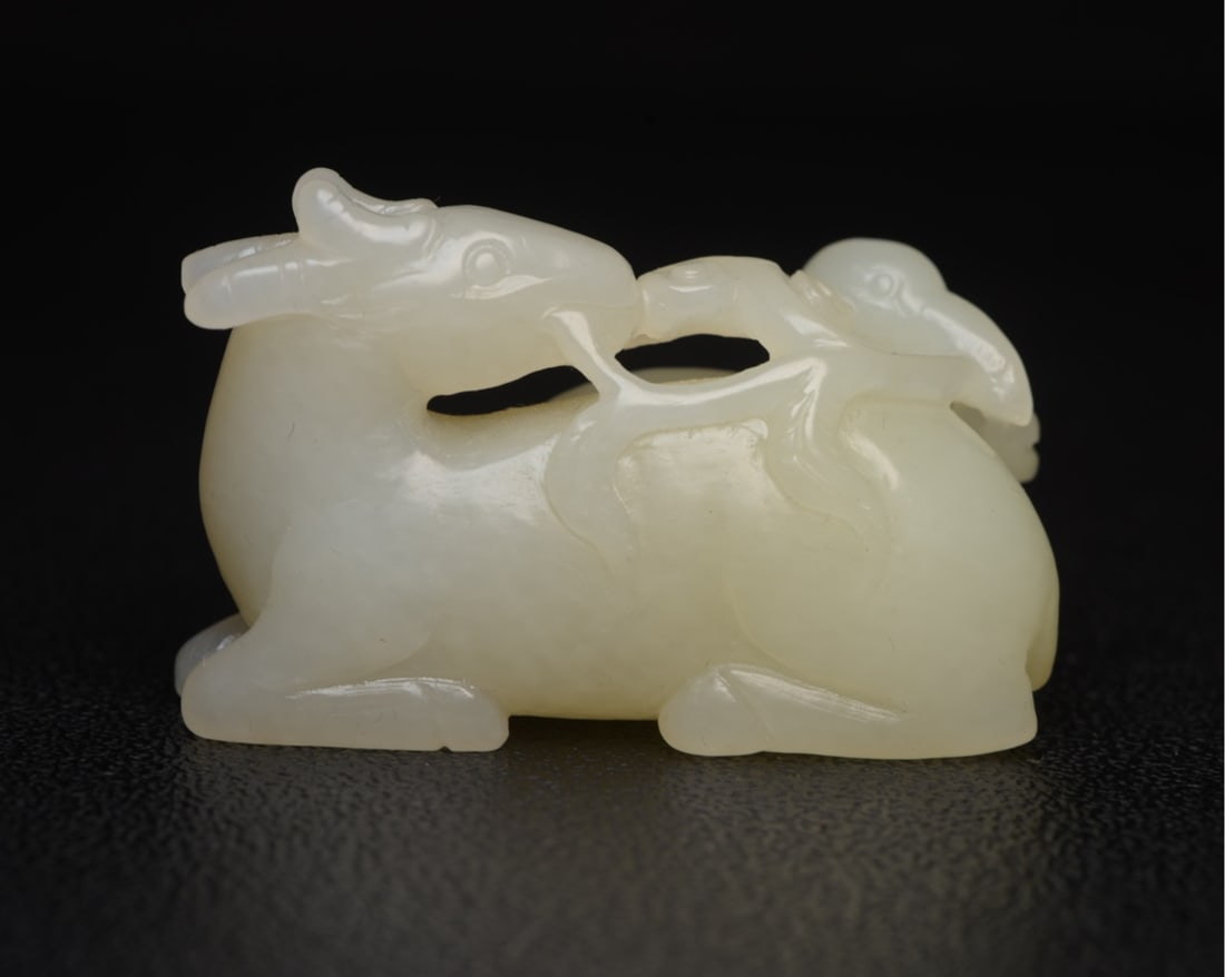Chinese natural jade carved ornaments Qing dynasty: Size: Height 3.6 cm - Width 5.8 cm Materials: Natural Jade Time Period: Qing dynasty Manufactured Date: Qianlong Period Object: Chinese Antique ⛨ Purchase With Confidence ✔ Verified