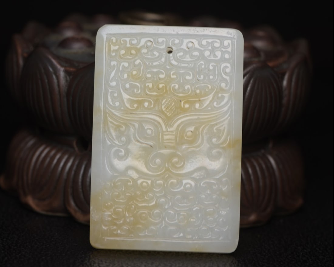 Chinese natural jade carved ornaments Qing dynasty (1 of 9)