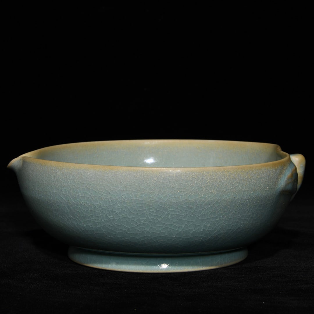 Chinese ru kiln porcelain washer Song dynasty (1 of 9)
