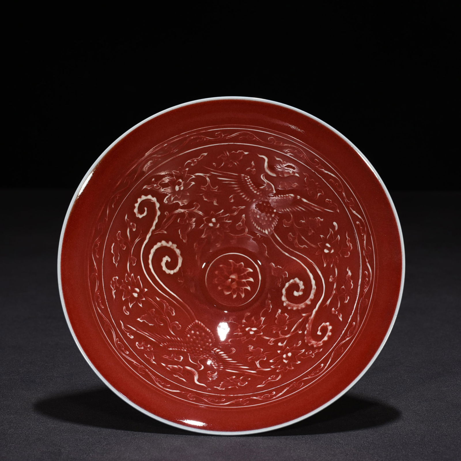 Chinese blue and red porcelain bowl Yuan dynasty (1 of 8)
