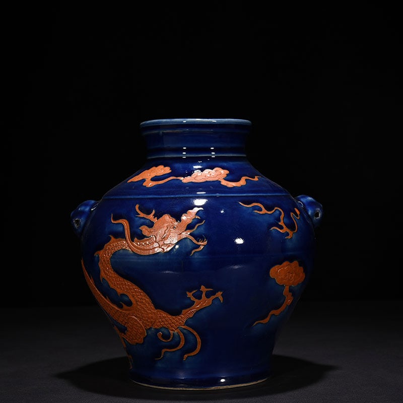 Chinese red and blue porcelain jar Yuan dynasty: Size: Height 26 cm - Width 26 cm Materials: Porcelain Time Period: Yuan dynasty Manufactured Date: 13th-c Period Object: Chinese Antique ⛨ Purchase With Confidence ✔ Verified Auctio