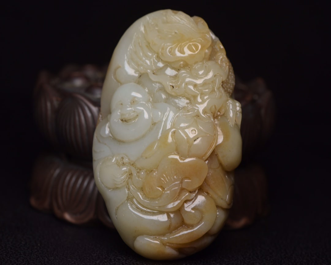 Chinese natural jade carved ornaments Qing dynasty (1 of 9)