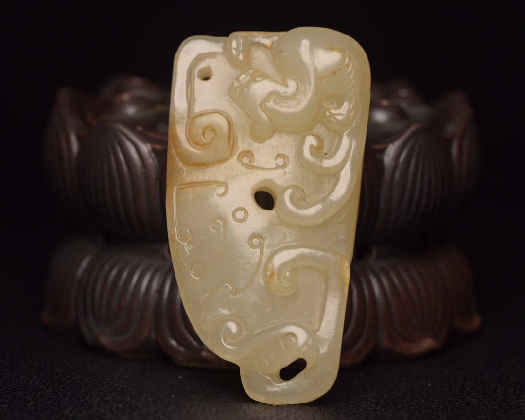 Chinese natural jade carved ornaments Qing dynasty (1 of 9)