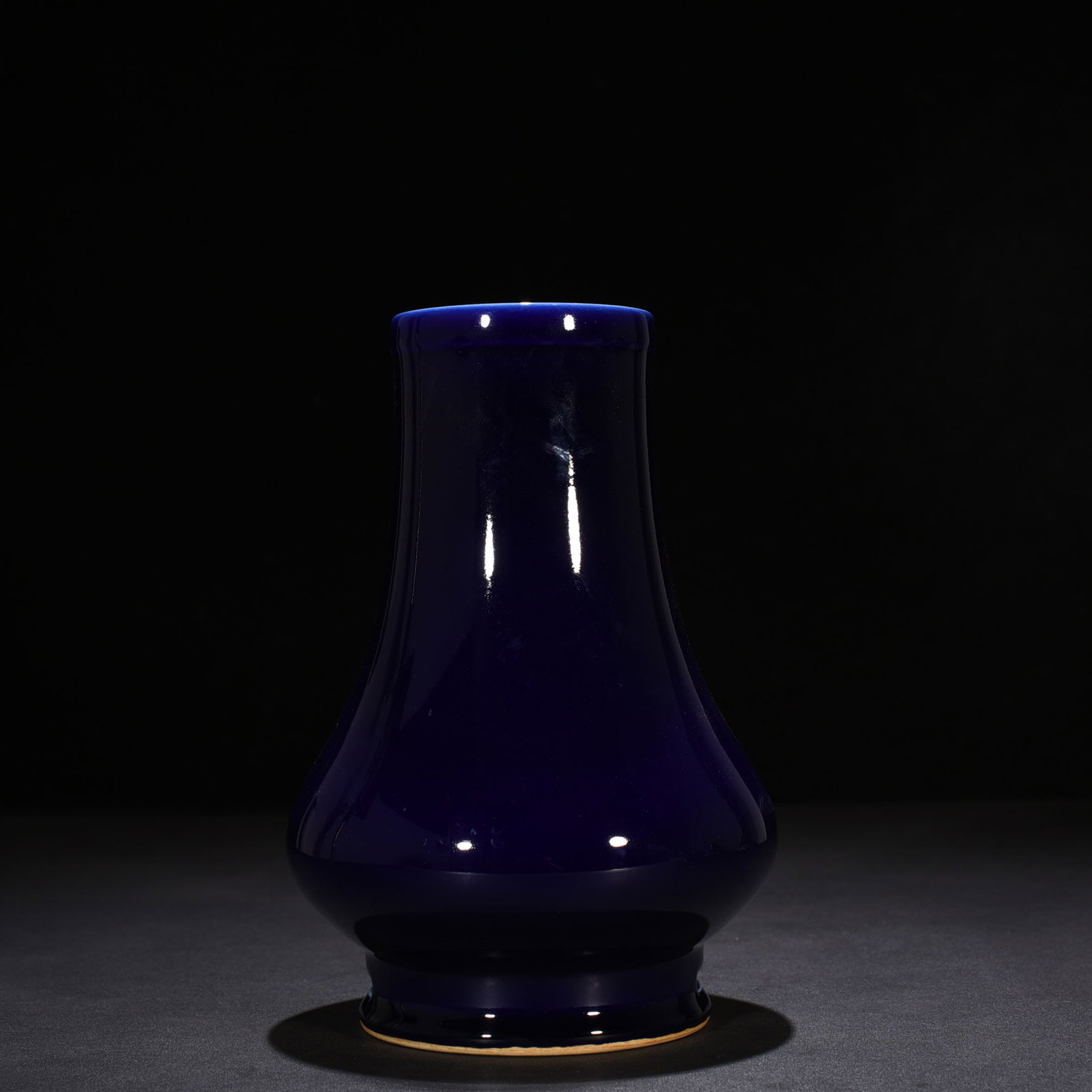 Chinese blue glaze porcelain vase Qing dynasty Yongzheng Mark & Period (1 of 9)
