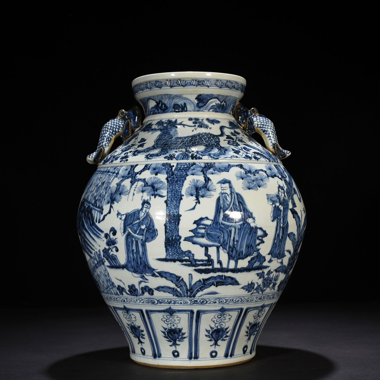 Chinese blue and white porcelain jar Yuan dynasty (1 of 9)