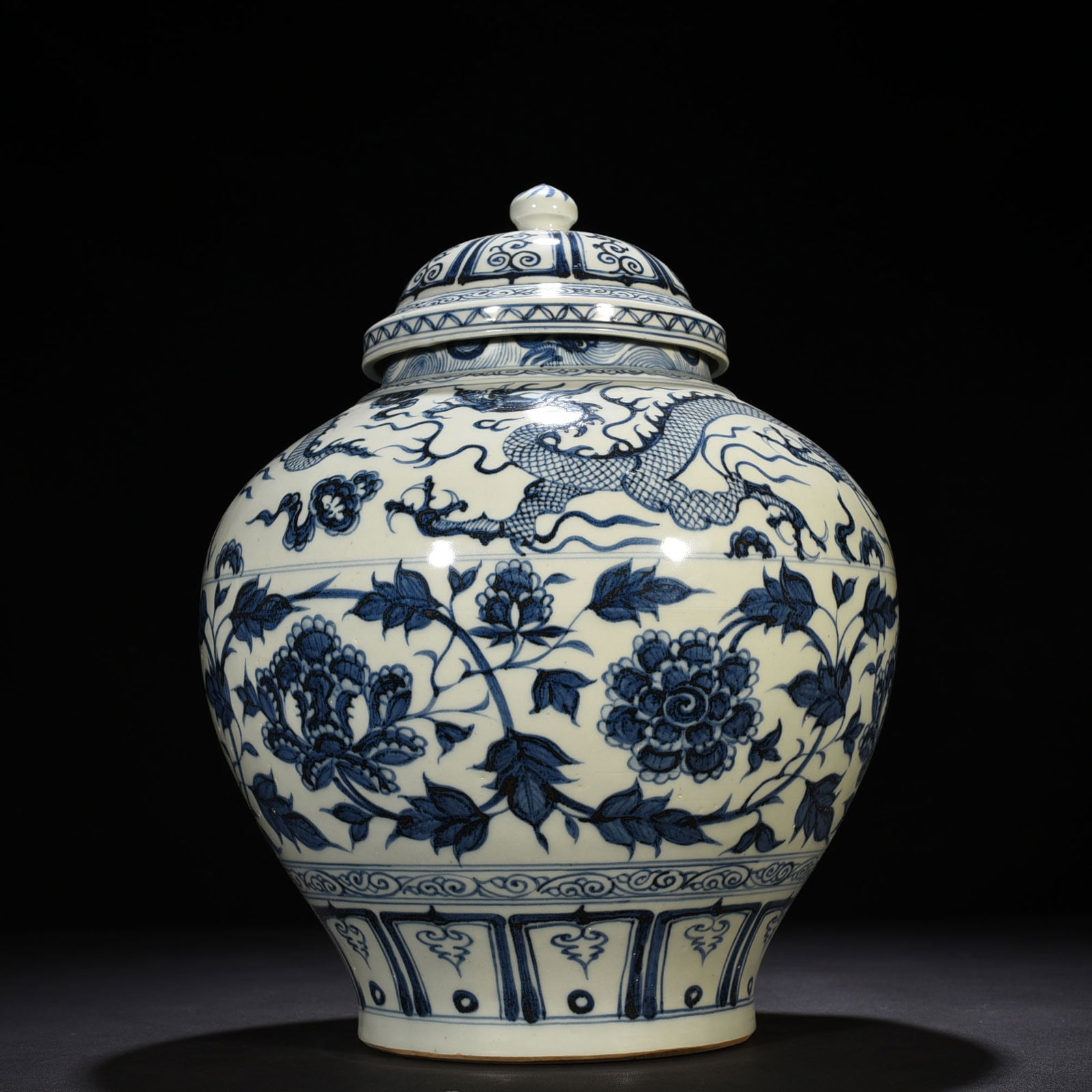 Chinese blue and white porcelain jar Yuan dynasty (1 of 9)