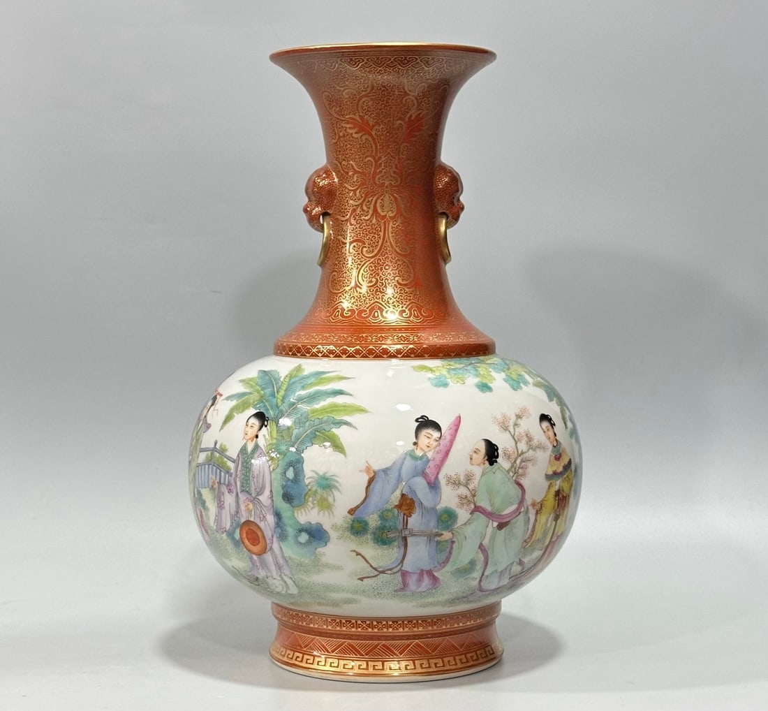 Chinese famille rose porcelain vase Qing dynasty Qianlong Mark & Period (1 of 8)
