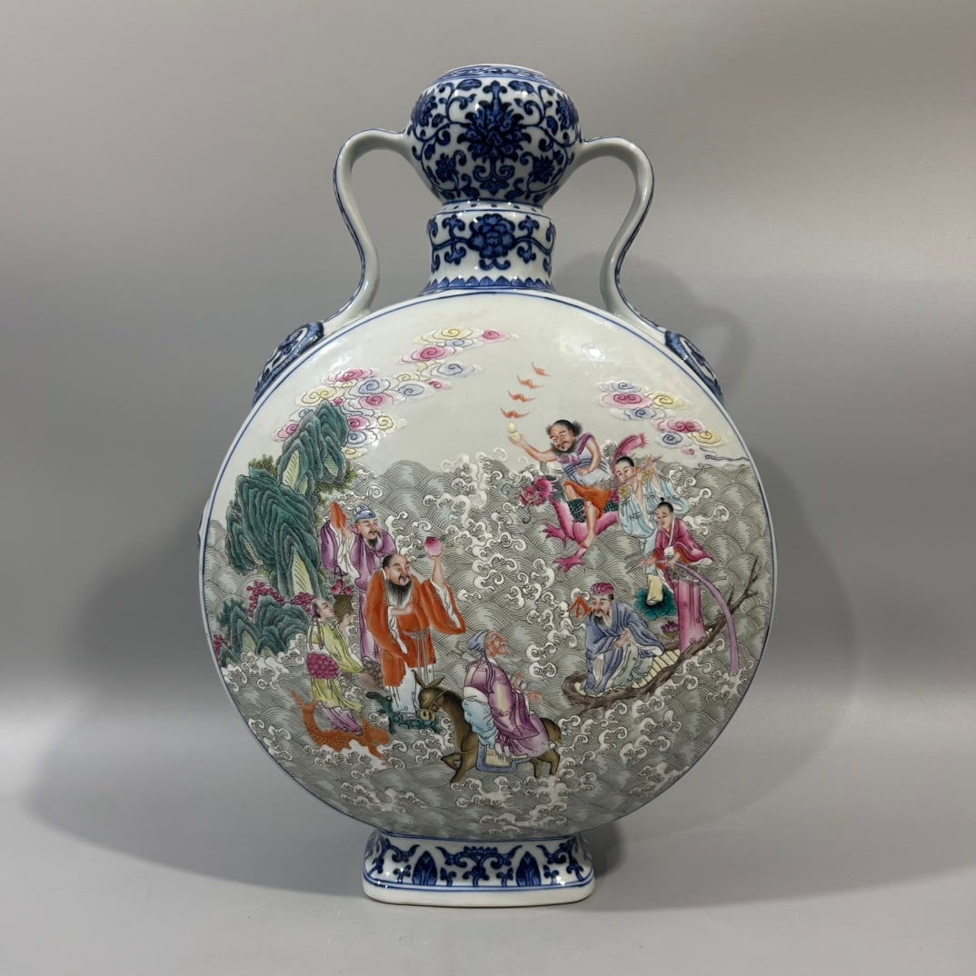 Qianlong period Qing Dynasty blue and white lotus with window opening figure holding moon vase: Size: Height 41.5 cm - Width 26 cm Materials: Porcelain Time Period: Qing dynasty Manufactured Date: Qianlong Mark & Period Object: Chinese Antique ⛨ Purchase With Confidence ✔ Veri