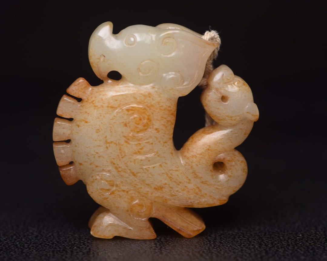 Chinese natural jade carved ornaments Qing dynasty (1 of 9)