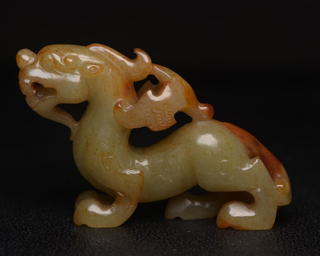 Chinese natural jade carved ornaments Qing dynasty (1 of 9)