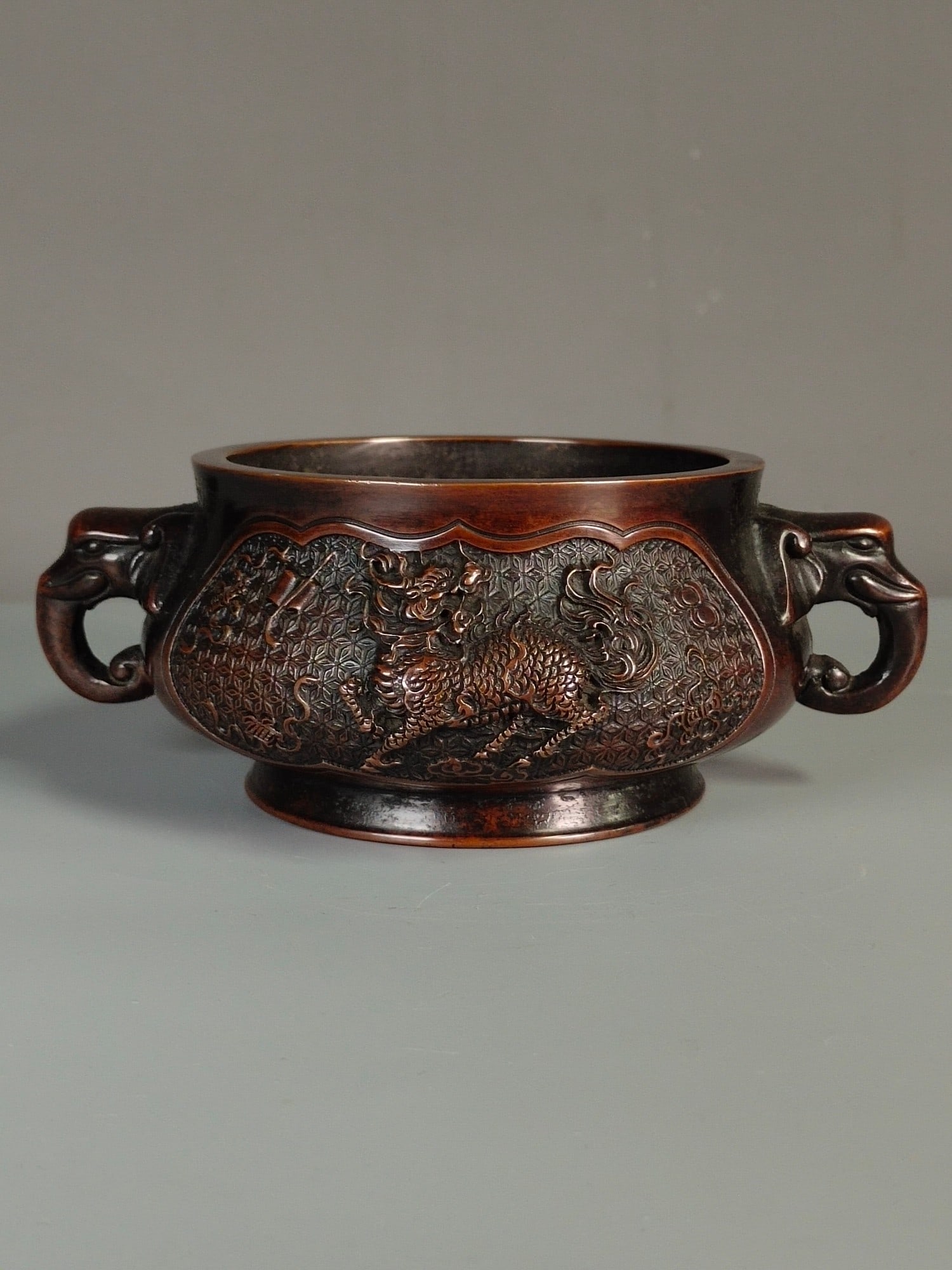 Chinese bronze ware incense burner Ming dynasty Xuande Mark & Period (1 of 9)