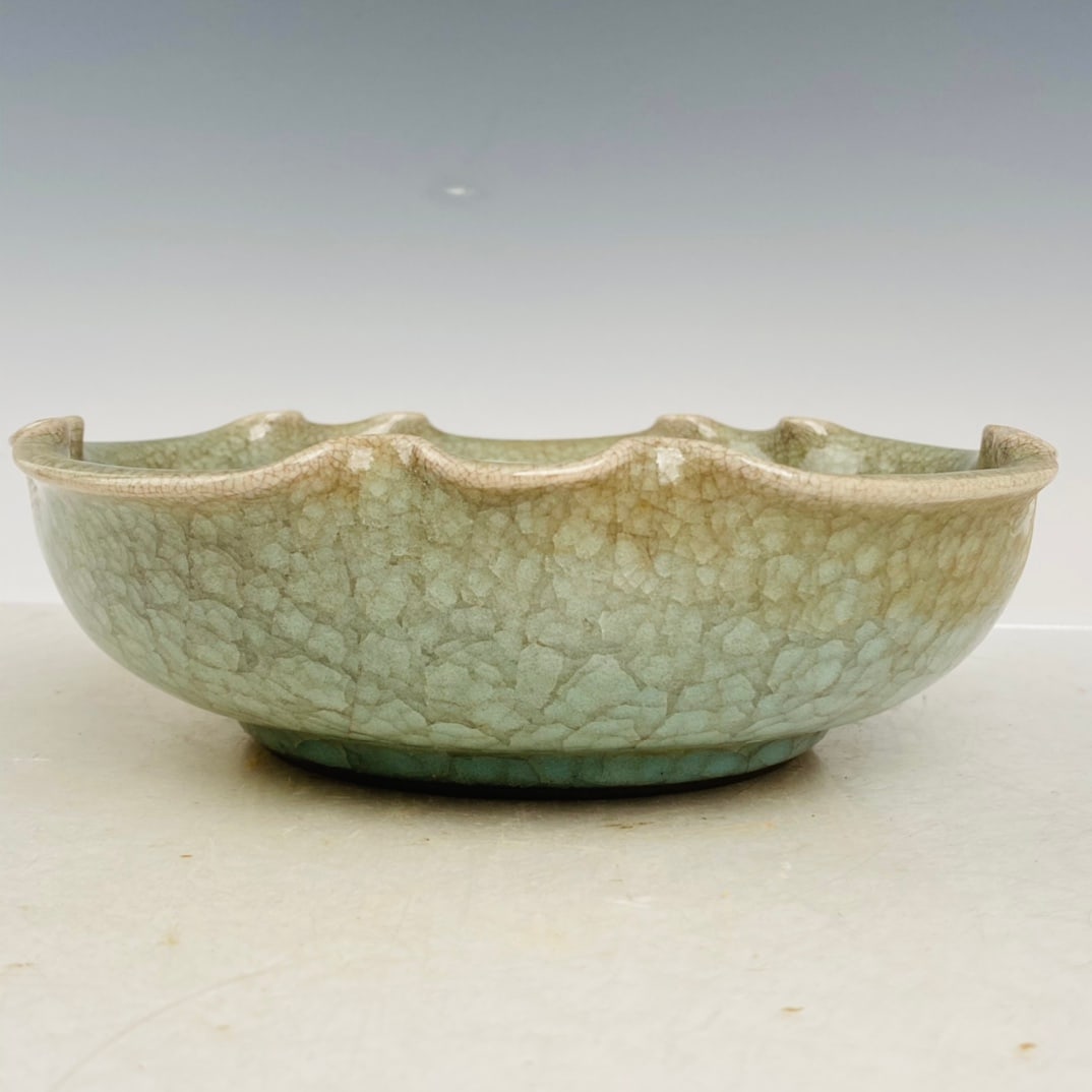 Chinese ru kiln porcelain washer Song dynasty (1 of 9)