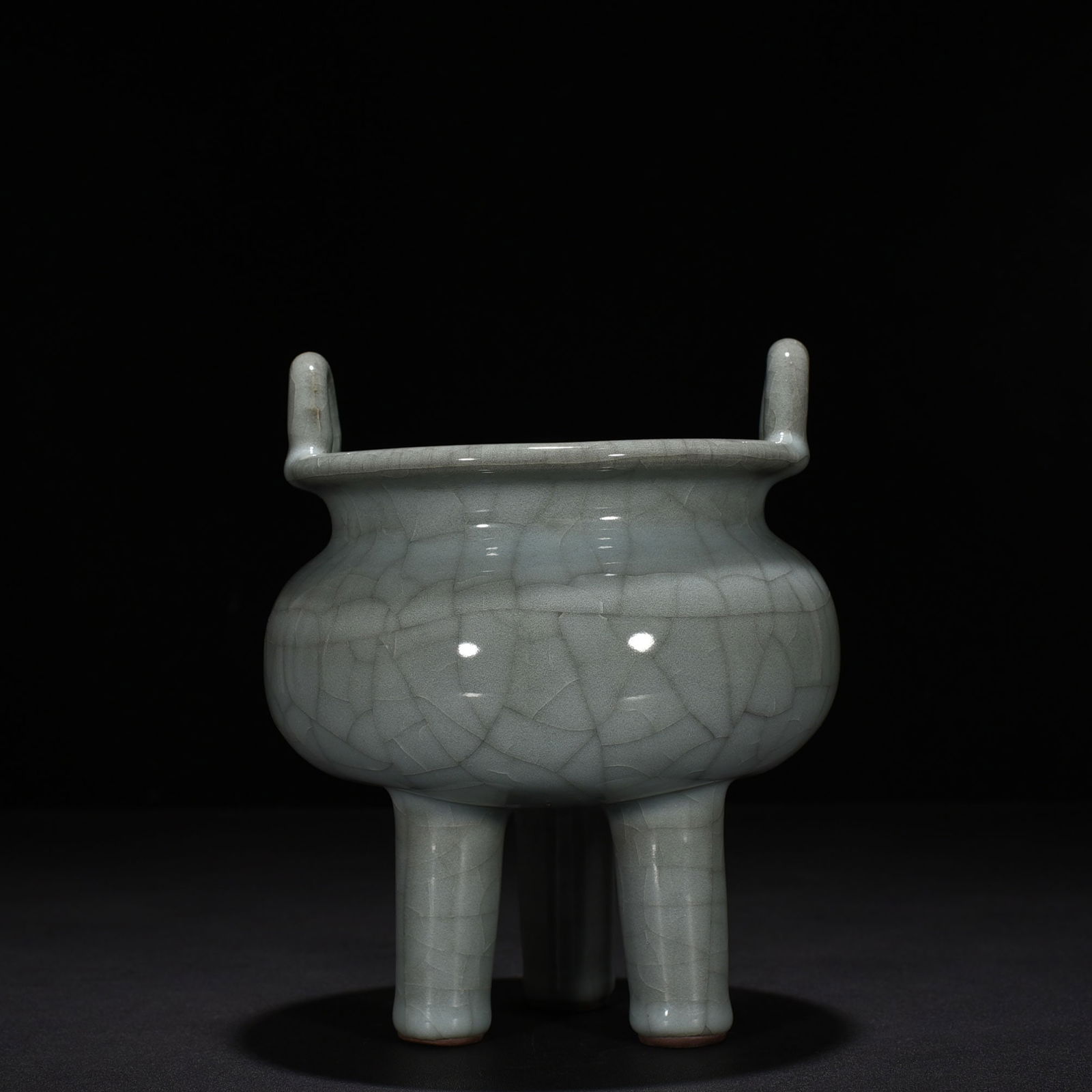 Song Dynasty official kiln tube foot furnace (1 of 8)