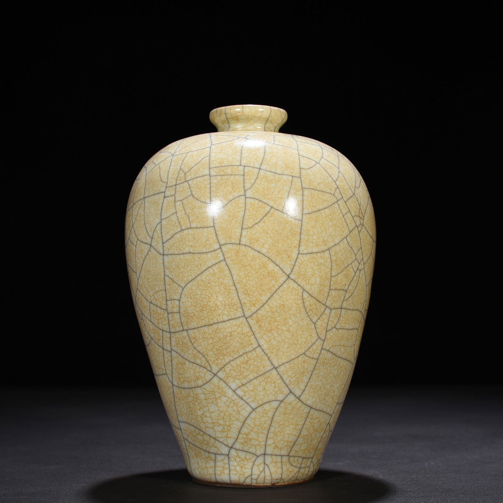 Chinese ge kiln porcelain vase Song dynasty (1 of 5)