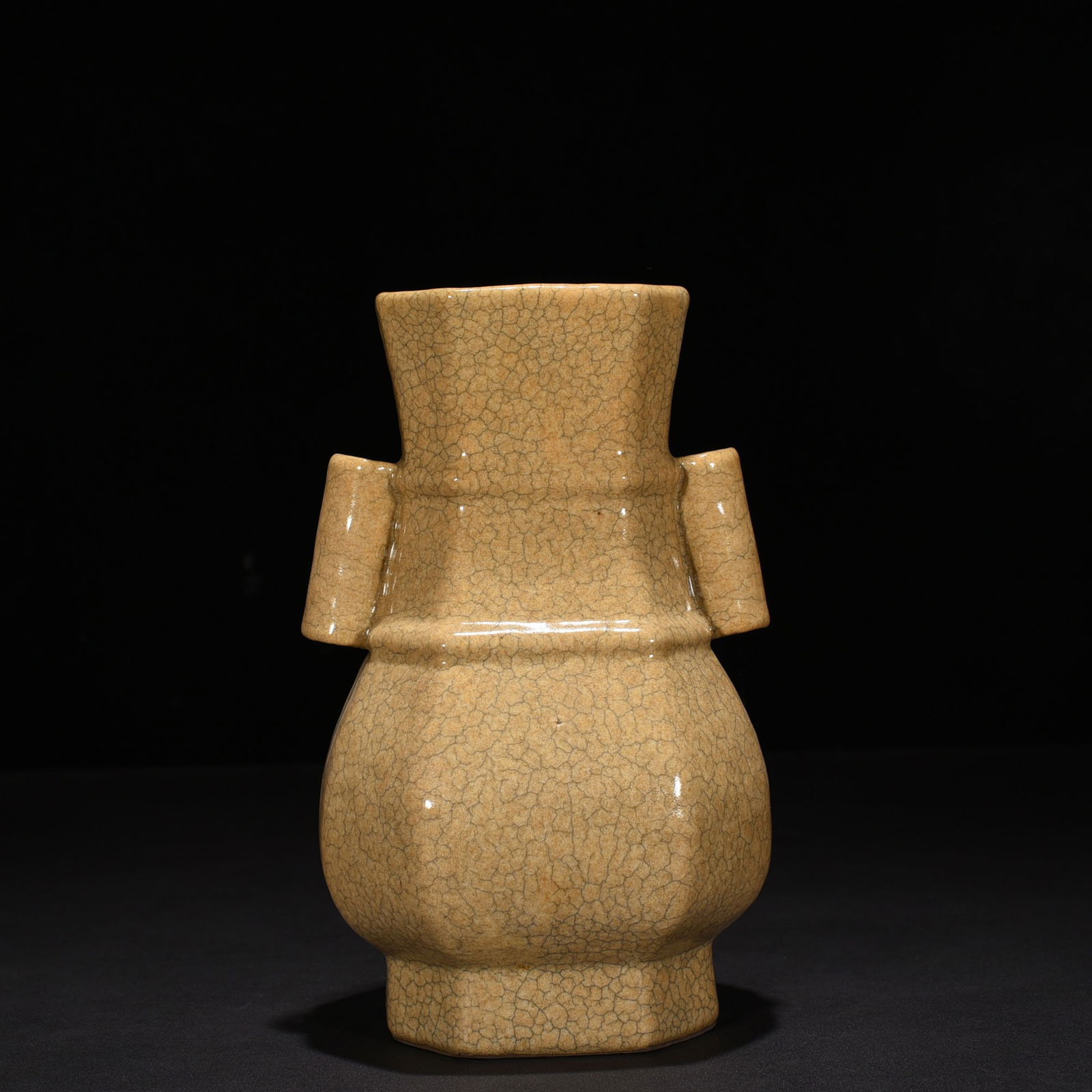 Chinese ge kiln porcelain vase Song dynasty (1 of 9)